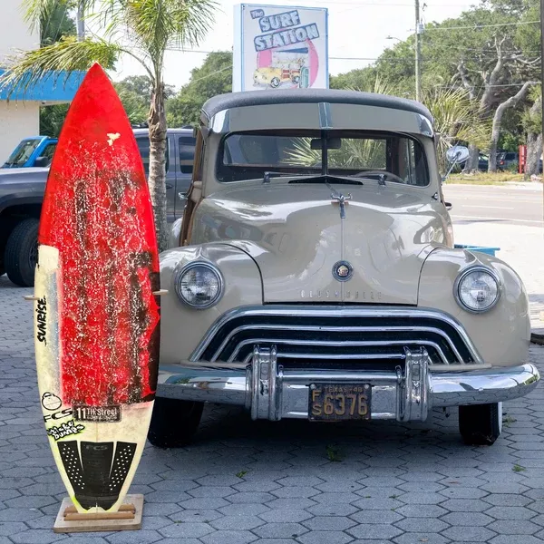 11th Street PU/Poly 5'7 Used Surfboard - FCS II