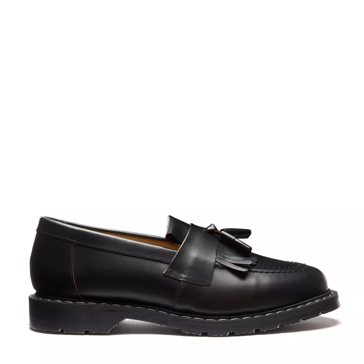 Black Fine Grain Tassel Loafer
