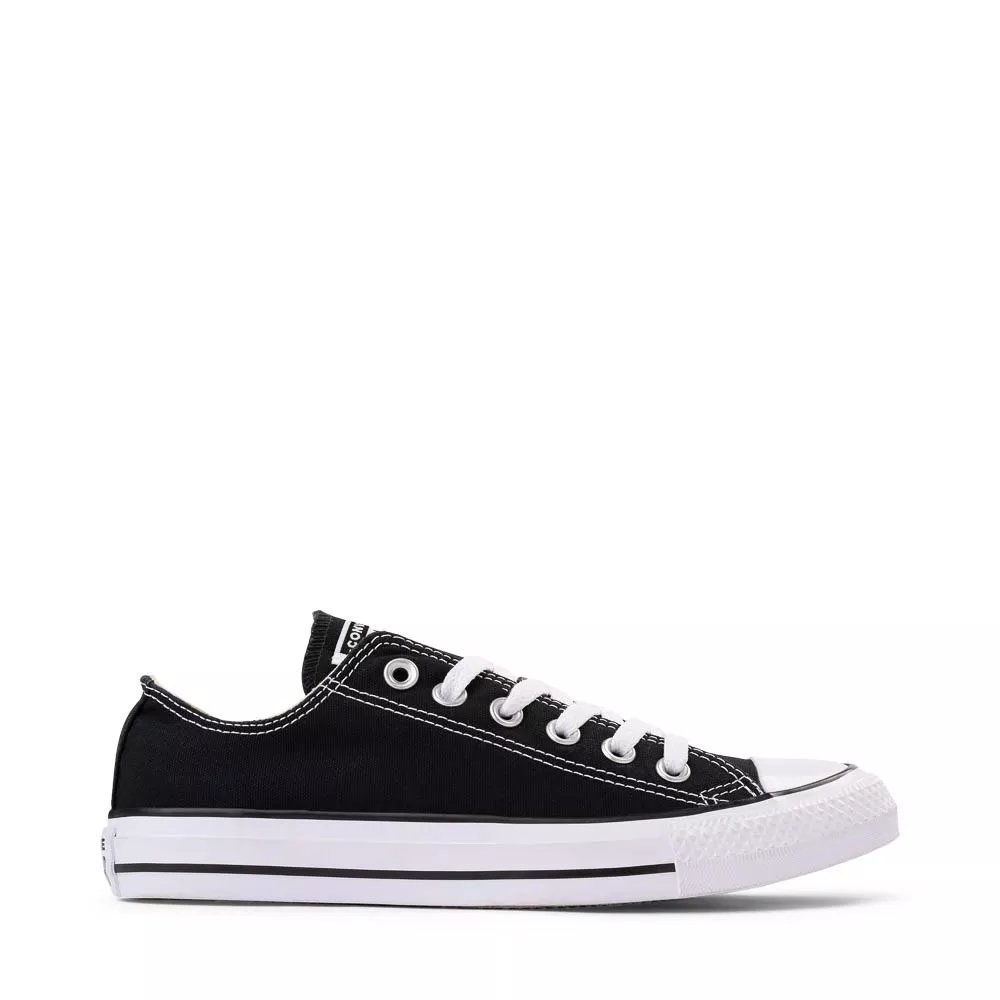 Converse Chuck Taylor All Star Low-Top Sneaker - Black