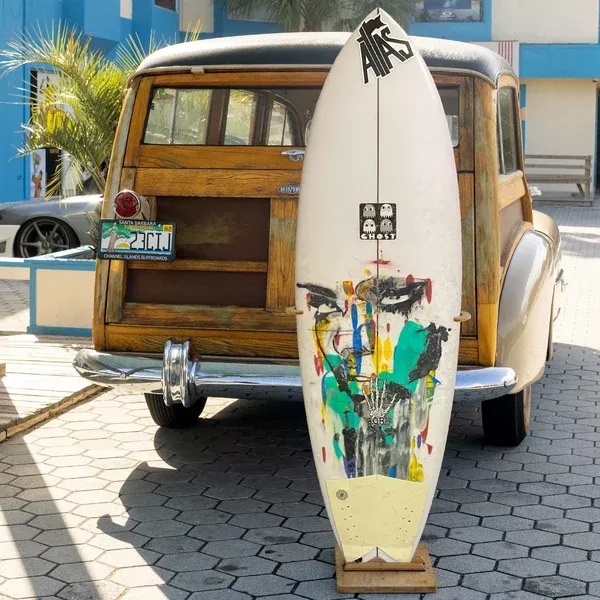 Ghost Shapes PU/Poly 5'5 Consignment Surfboard - Futures