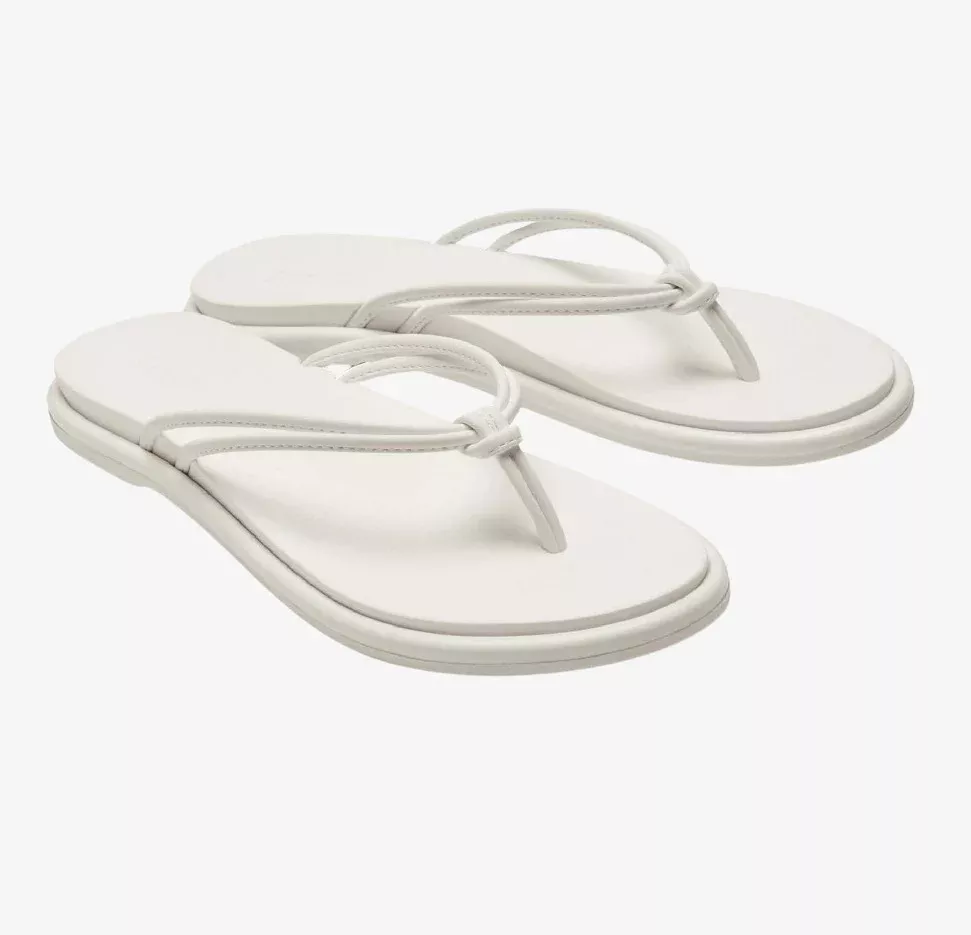 Olukai Aka Womens Everyday Flip Flops - White