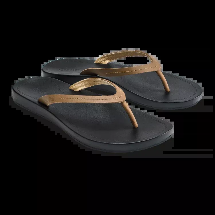 Olukai Lañahi Women’s Leather Beach Sandals - Tan & Lava Rock