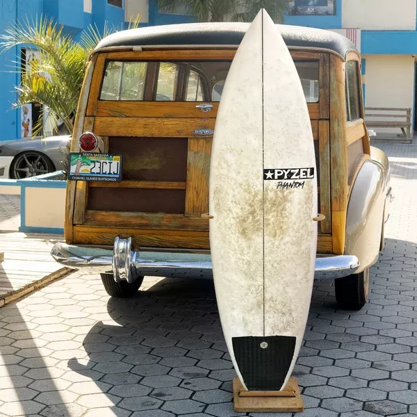 Pyzel Phantom PU/Poly 5'10 Used Surfboard - Futures