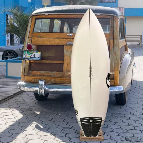 Sharp Eye Modern 2 PU/Poly 5'6 Consignment Surfboard - FCS II