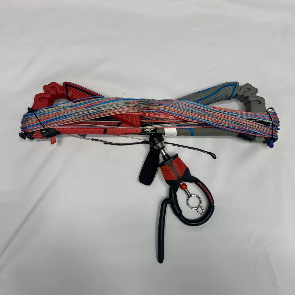 USED Naish Torque 2 + Torque QR Control Bar-55cm