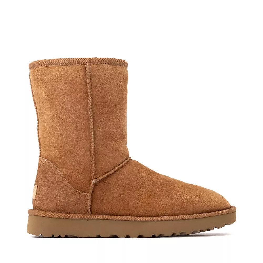 Womens UGG Classic Short II Boot - Chestnut